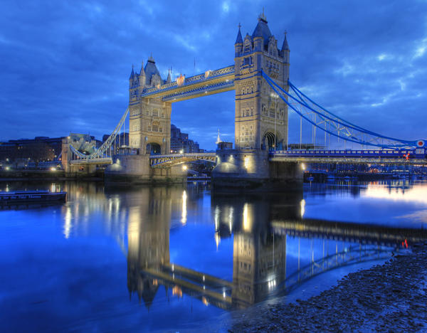 london-bridge-tower-bridge-reflection-on-the-river-thames-11_l