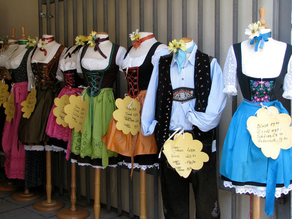 dirndl-on-sale_l