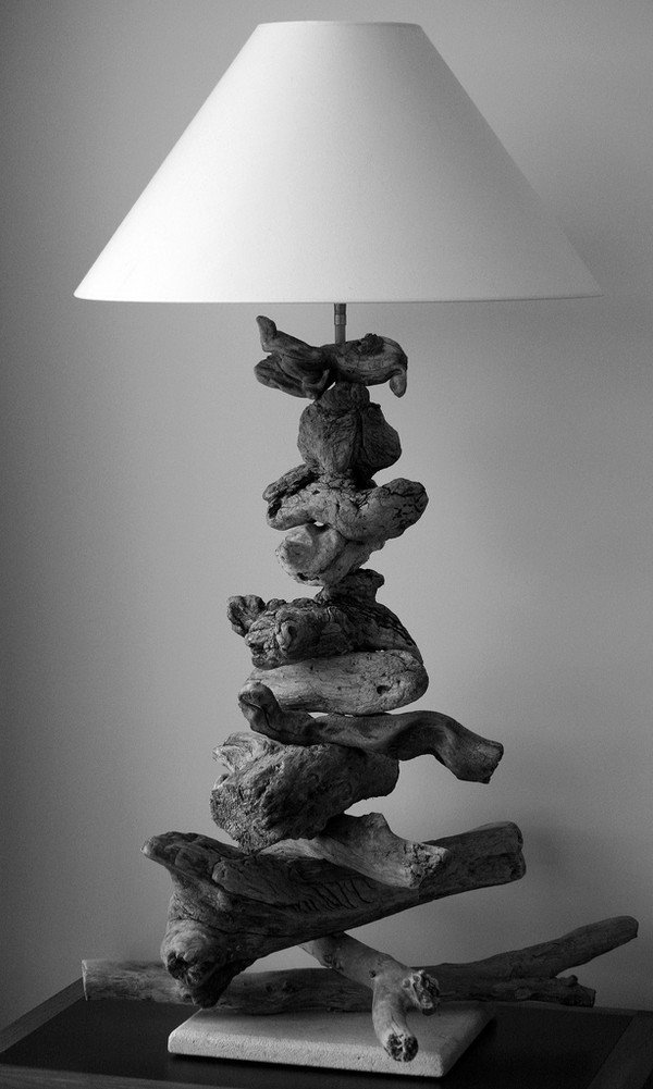driftwood-table-lamp_l