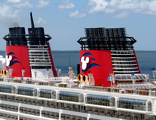 5 Secret Disney Cruise hacks!