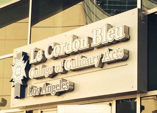 le cordon bleu sign