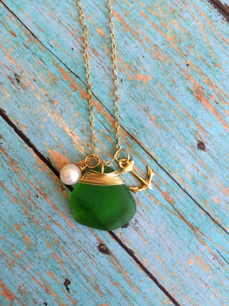 Catalina Green Gold Sea Glass Necklace Anchor (1)