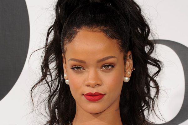 Rihanna-2013