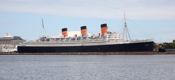 Rms_queen_mary_2008