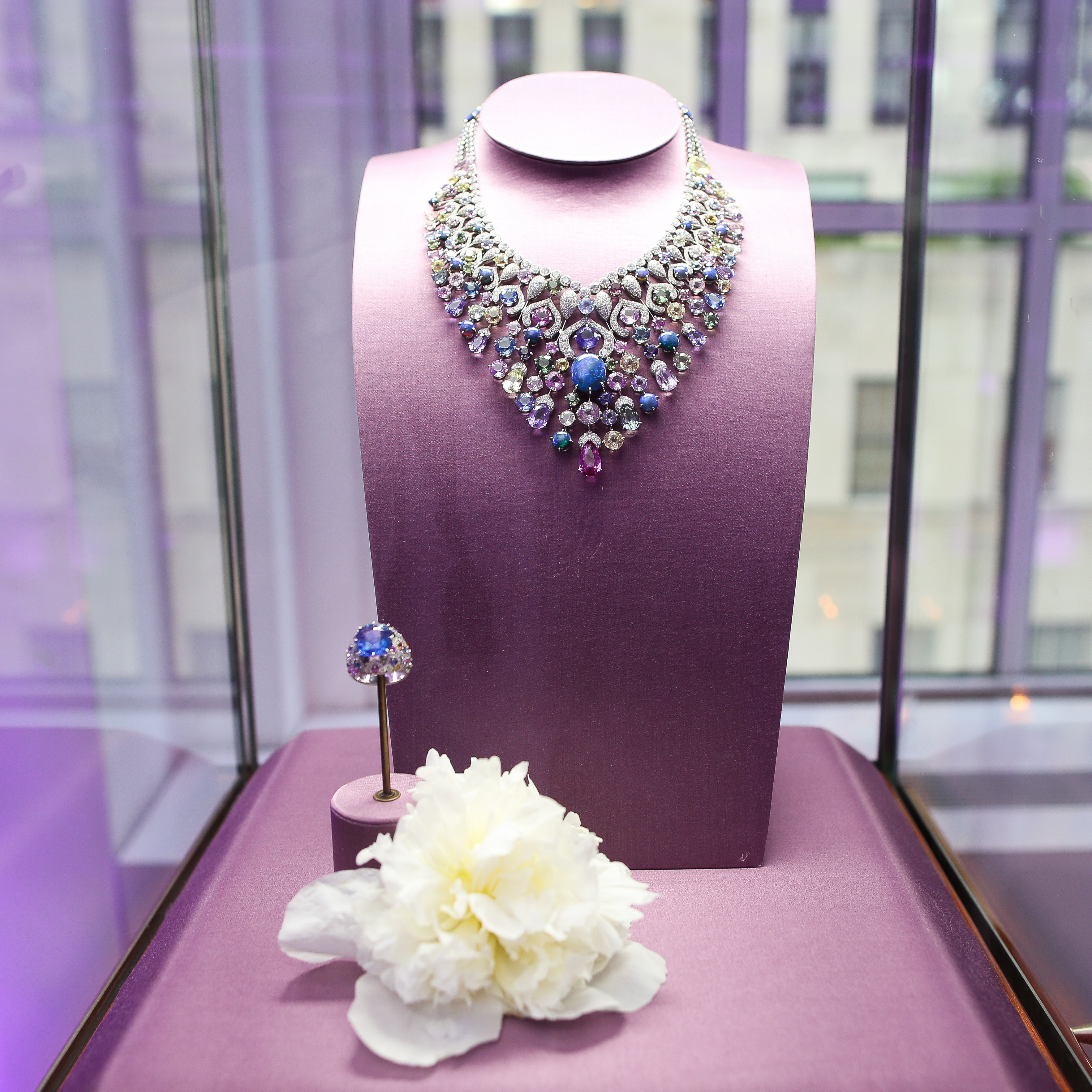 Fabergé opens flagship store