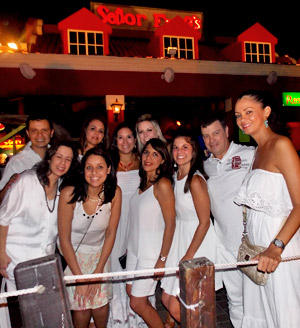 Little White Dress Night – Aruba