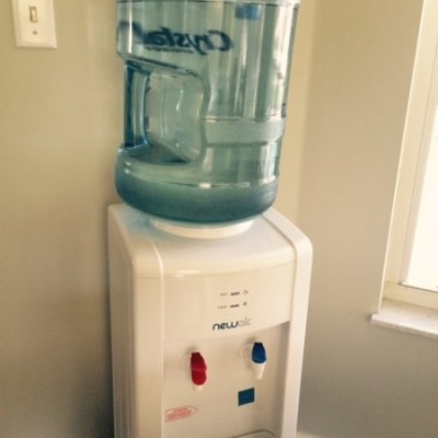 Review: NewAir WCD-200 water cooler