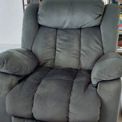 Choosing the Perfect Recliner for Your Living Room: A Guide