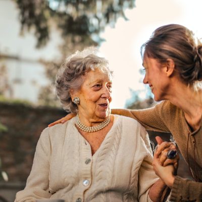 Four ways to Care for elderly parents amidst a busy schedule