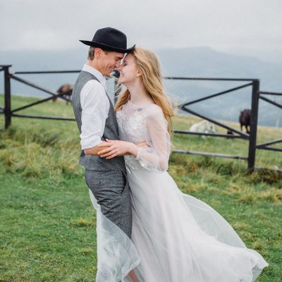 Colorado Weddings: Luxury Amidst the Rockies