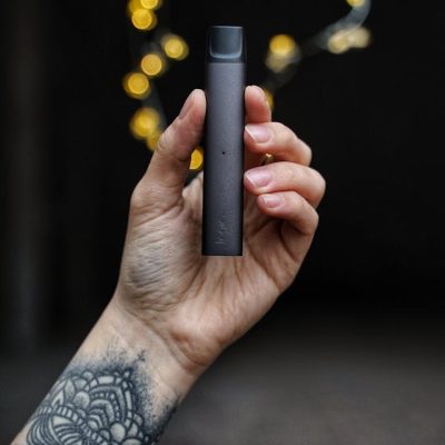 The Benefits of Using Herbal Vaporizers Over Traditional Smoking