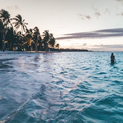 What Makes Caribbean Island-Hopping Unforgettable for Style-Conscious Travelers?